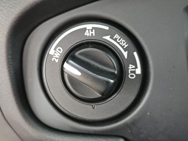 Used 2023 Nissan Frontier Truck