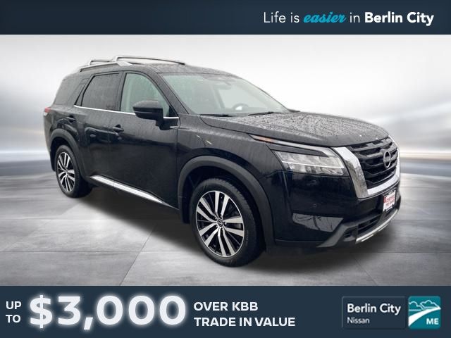 Super Black 2023 Nissan Pathfinder Platinum 4WD SUV / Crossover All-Wheel Drive 9-Speed Automatic