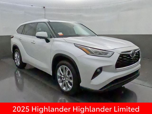 White (Wind Chill Pearl) 2025 Toyota Highlander SUV / Crossover All-Wheel Drive 8-Speed Automatic