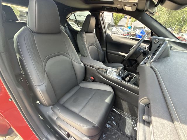 2025 Lexus UX - $37,998