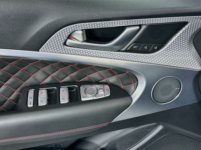 Thumbnail: 2023 Genesis G70 - 18