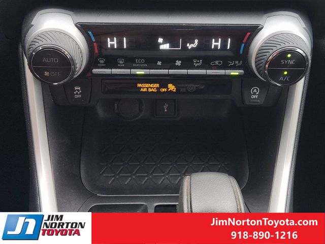 Used 2021 Toyota RAV4 SUV