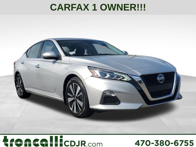 Brilliant Silver Metallic 2021 Nissan Altima Sedan Front-Wheel Drive Continuously Variable Transmission