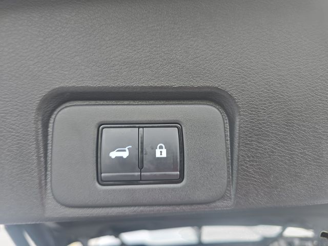Used 2025 Nissan Rogue SUV