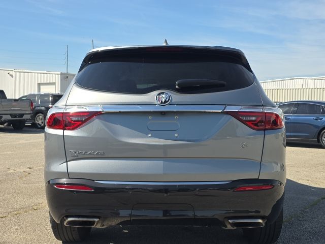 2023 Buick Enclave Essence:C02602
