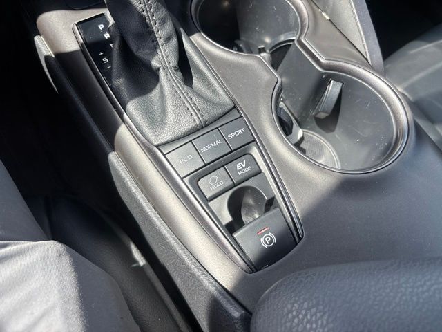 Used Car 2021 Toyota Camry Hybrid  Se For Sale Under $25,000 In San Antonio, Texas