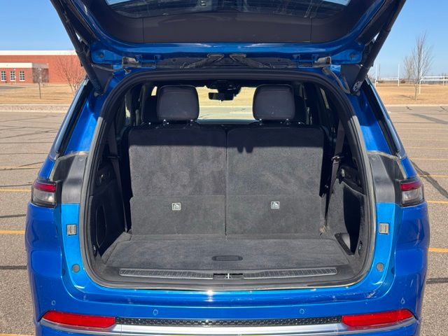 2023 Jeep Grand Cherokee L Summit 4x4