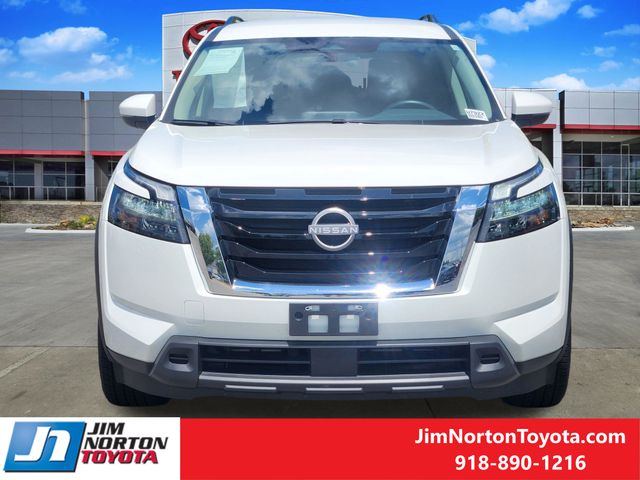 Used 2025 Nissan Pathfinder SUV