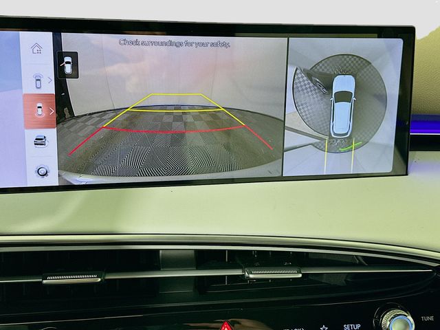 Thumbnail: 2026 Genesis GV70 - 13