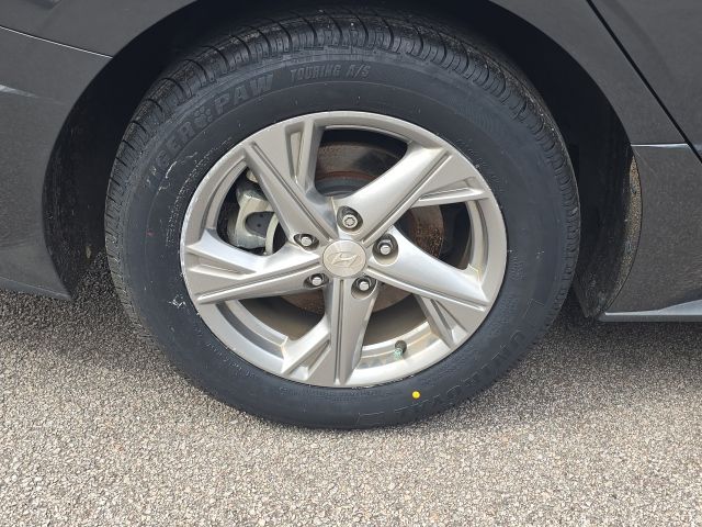 2023 Hyundai Sonata SE:167717A