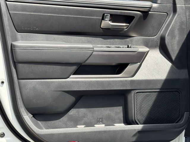 2026 Toyota Tundra SR5 - Photo 16