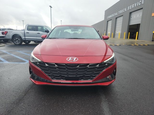 2022 Hyundai Elantra SEL 2