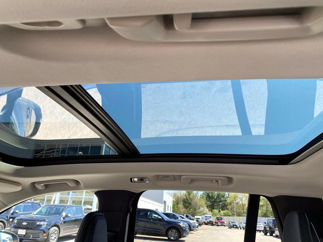2022 Volvo XC90 T6 Momentum Gray Metallic - Grieco Acura - Image 12