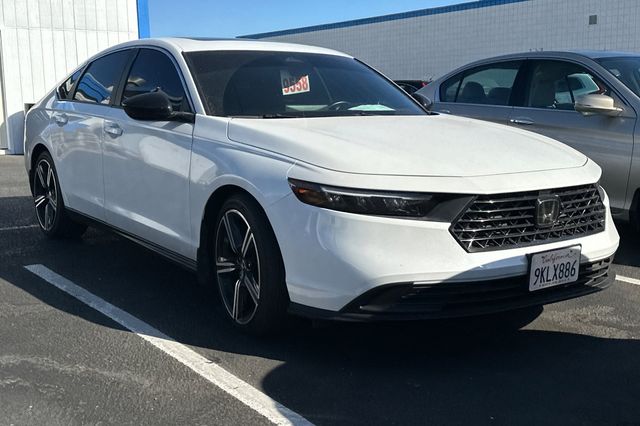 Used 2024 White Honda Sport image 2