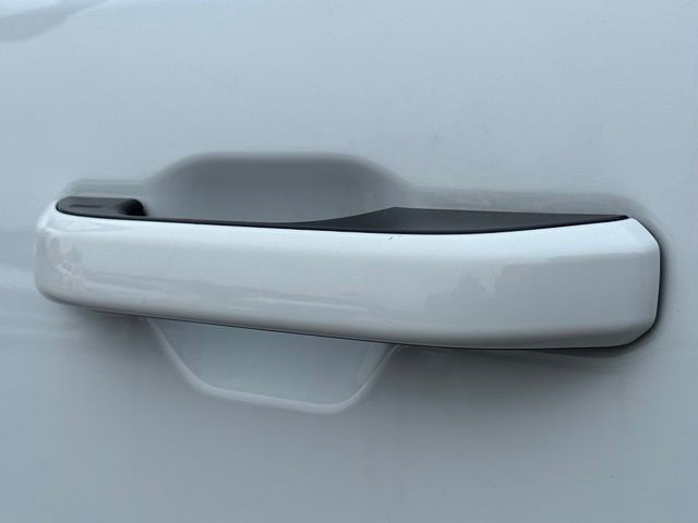 2023 Jeep Wagoneer Series II - Photo 18