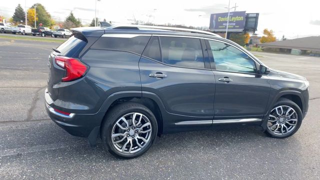 2022 GMC Terrain Denali 8