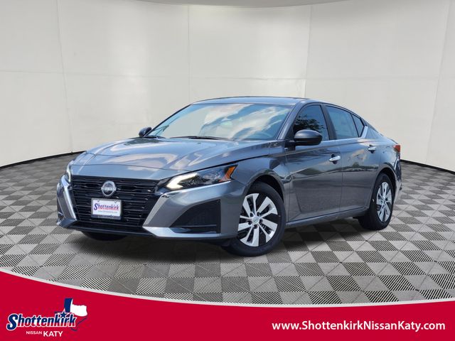 Gray (Gun Metallic) 2025 Nissan Altima Sedan Front-Wheel Drive Continuously Variable Transmission