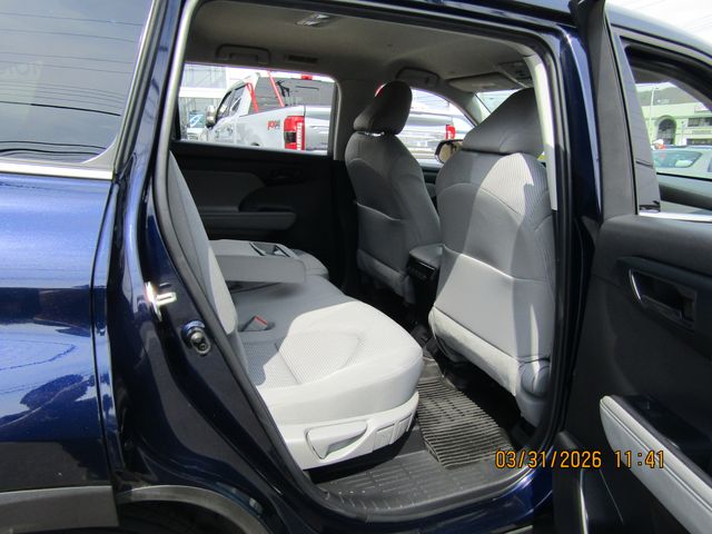 used 2022 Toyota Highlander car, priced at $29,499