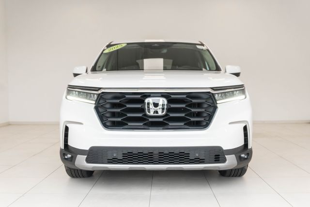 Used 2025 Honda Pilot SUV