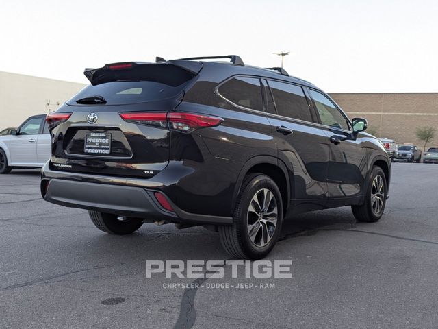 2021 Toyota Highlander XLE 5