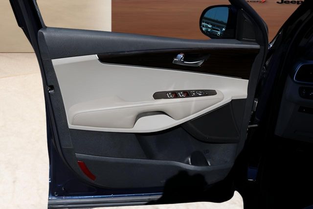 Used Car 2020 Kia Sorento  Lx For Sale Under $20,000 In Austin, Texas