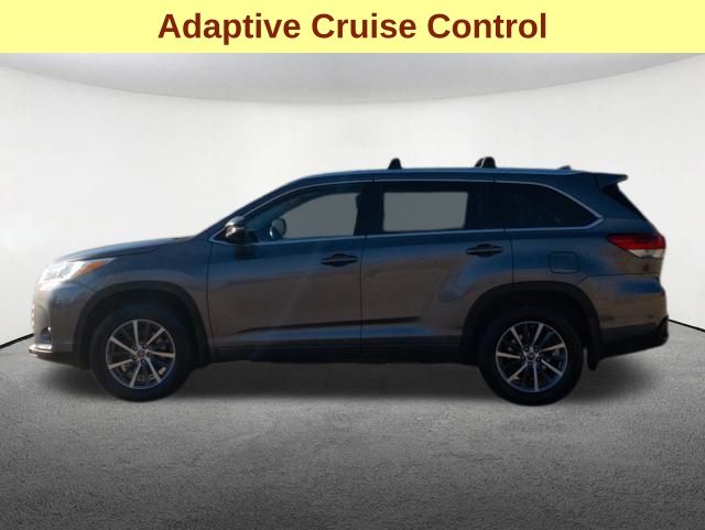 2018 Toyota Highlander XLE 8