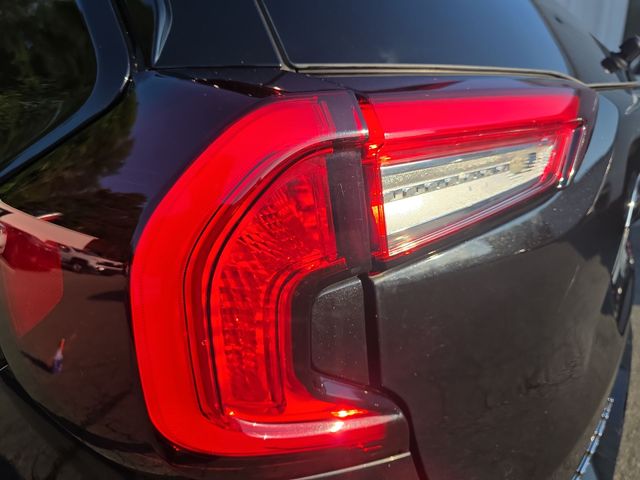 Used 2024 Black GMC SLT image 35