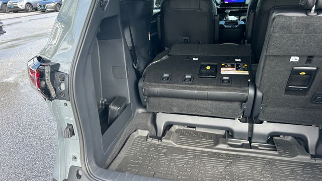 New 2026 Toyota Sienna Van