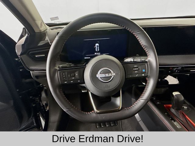 Used 2025 Nissan Kicks SUV