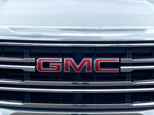 2023 GMC Acadia SLE 29