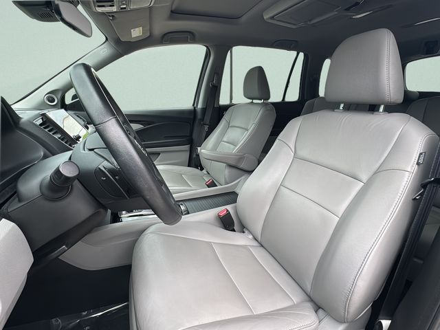 2022 Honda Pilot Touring - Photo 9