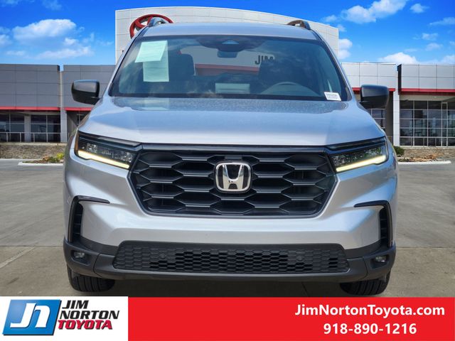 Used 2025 Honda Pilot Sport with VIN 5FNYG2H32SB010932 for sale in Tulsa, OK