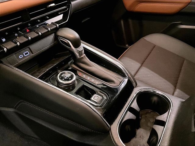 2025 GMC Canyon AT4 Black at South Hills CDJR