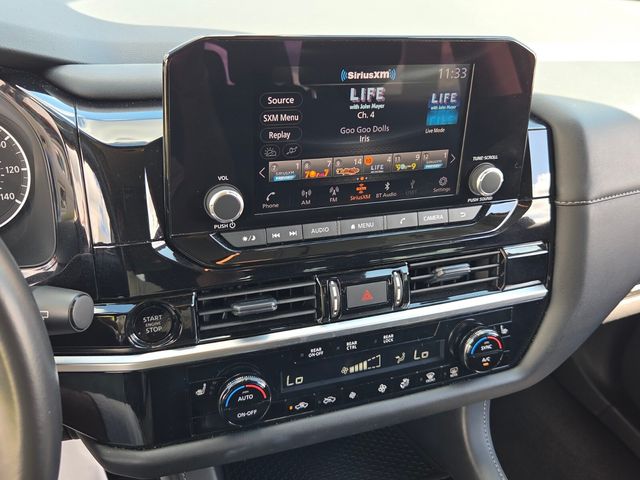 Used 2025 Nissan Pathfinder SUV