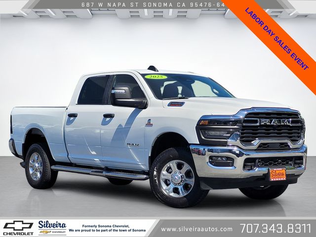 Bright White Clearcoat 2025 RAM 2500 Pickup Truck Four-Wheel Drive 8-Speed Automatic