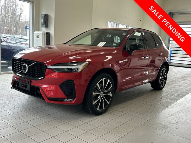 2023 Volvo XC60 B5 Plus Dark Theme AWD