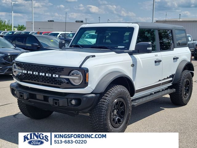 Oxford White 2022 Ford Bronco SUV / Crossover Four-Wheel Drive Automatic