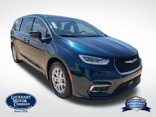 2023 Chrysler Pacifica Touring L FWD