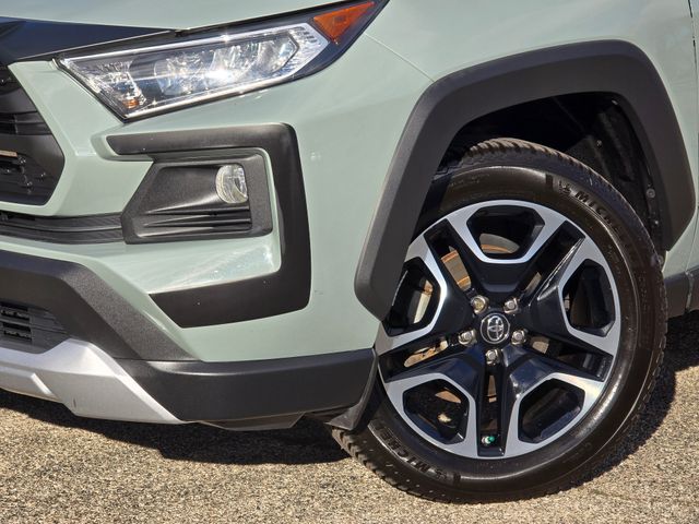 2019 Toyota RAV4 Adventure 2