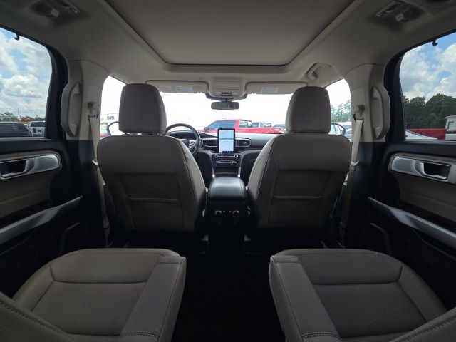 2023 Ford Explorer Limited:B02486