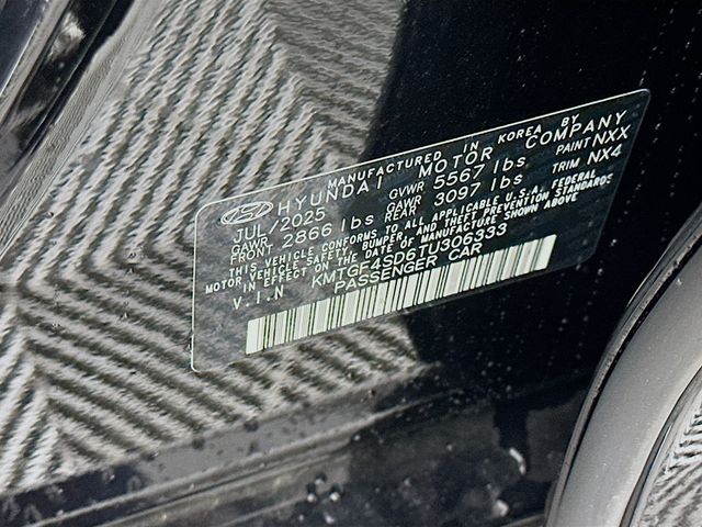 Thumbnail: 2026 Genesis G80 - 24