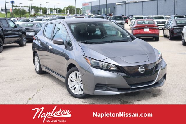 Gray (Gun Metallic) 2025 Nissan LEAF Hatchback Front-Wheel Drive Automatic