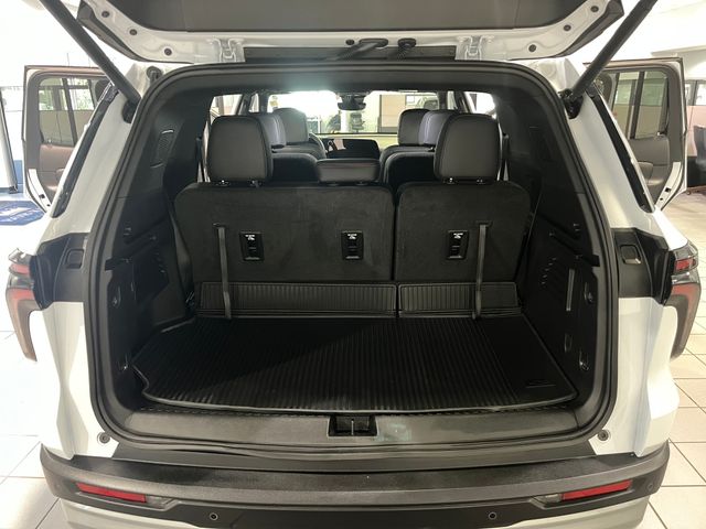 2026 Chevrolet Traverse Z71 White at Bob Mills Chevrolet
