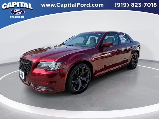 Velvet Red Pearlcoat 2021 Chrysler 300 S V6 RWD Sedan Rear-Wheel Drive 8-Speed Automatic
