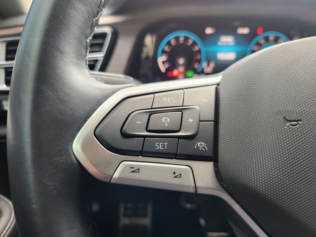 2024 Volkswagen Atlas 2.0T SEL Premium R-Line  at Gullo Toyota