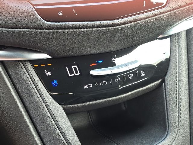 2025 Cadillac XT5 Premium Luxury:46862A