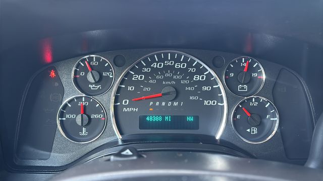 Used 2023 White GMC LS image 25