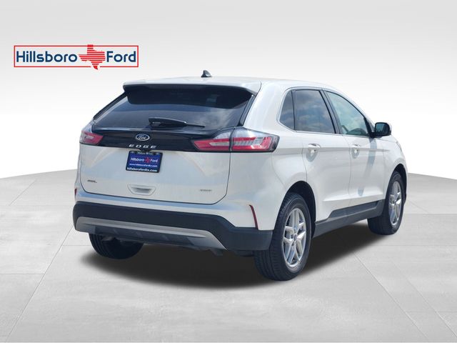 2022 Star White Metallic Tri-Coat Ford Edge SEL AWD SUV