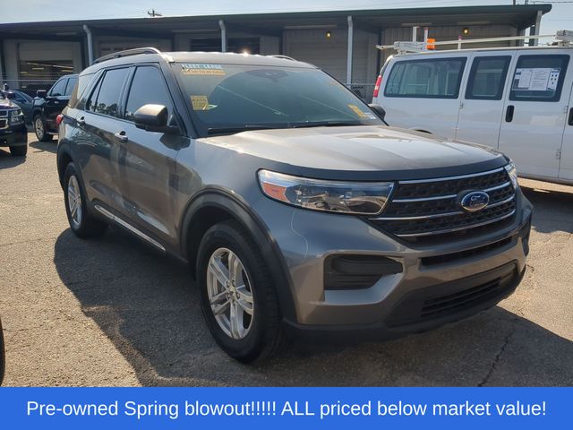 Used 2023 Gray Metallic Ford XLT image 6