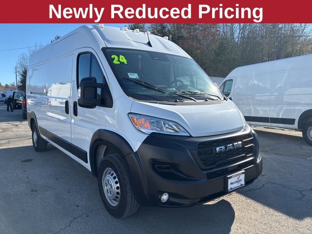 Bright White Clearcoat 2024 RAM ProMaster Van 9-Speed Automatic